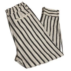 Women’s SOHO NEW YORK & Company JEANS, Crop Pants, Black/White, Size Medium